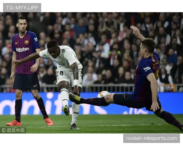 皇马左路进攻新引擎:维尼修斯在战术体系中的核心作用解析 皇马左路进攻新引擎:维尼修斯在战术体系中的核心作用解析