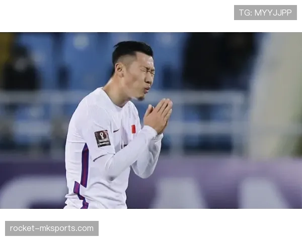 越南队主帅朴恒绪深情告别:感谢球迷一路支持与并肩奋斗的精彩岁月 越南队主帅朴恒绪深情告别:感谢球迷一路支持与并肩奋斗的精彩岁月