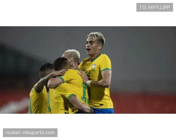 维尼修斯与马丁内利：巴西边锋成长路径分化分析