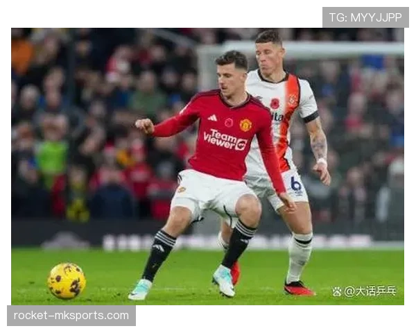 曼联进攻哑火，表面缺空间实则全队连接崩坏，进攻体系稳定性面临考验